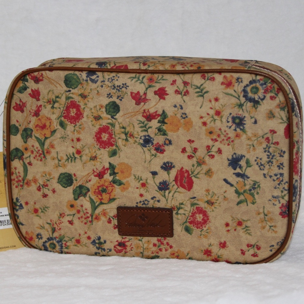 Patricia Nash Ilaria Hanging Travel Case Prairie Rose NWT